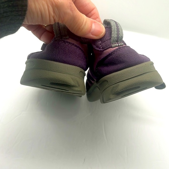 Keen Girls Whisper Sweet Waterproof Sport Sandals Purple Gray Size 2 Beach Hike - Picture 9 of 17